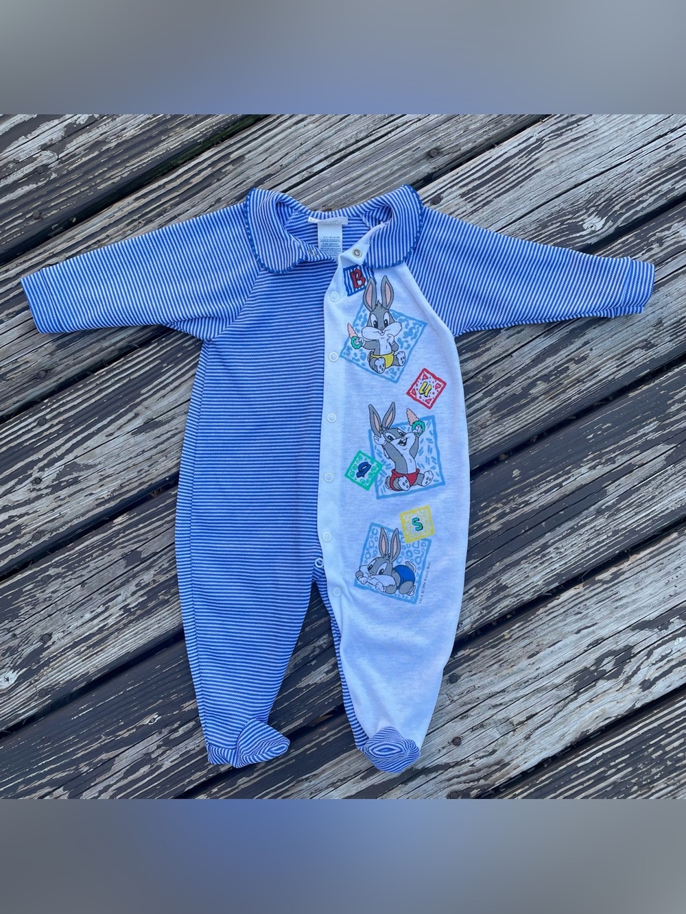 Vintage 90s Looney Tunes Bugs Bunny Striped Footed Sleeper 6-9 Months